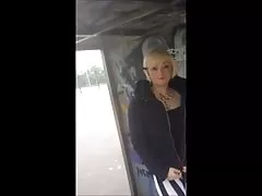 18-летняя леггинсы общественный парк играть большие задницы сиськи