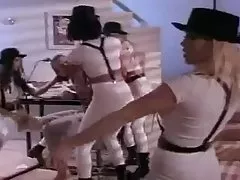 Заводной апельсин xxx порно пародии