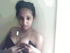 Арабская мусульманская девушка nice сиськи веб-камеры вспышка