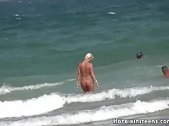 блондинки свингеры порно видео онлайн мамочки загар голые на пляже hd voyeur spycam видео