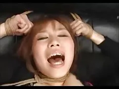 Тросовые Азиатский подросток, сделанные до оргазма