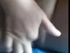 Индонезийский цыпленок Вита мастурбирует