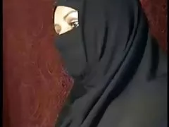 Алжирская жена показывает---Арабский