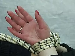 Саша связанные девушки