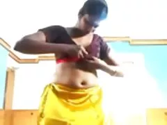 Южная индийская актриса swathi Наиду в сексуальный трусиками и топлесс
