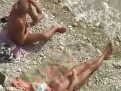 Вуайерист трахают на пляже