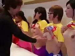 Грудь благотворительность