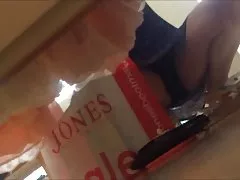 Блестящий upskirt!