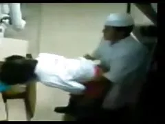 Женат шлюха поймали с депозитом менеджер