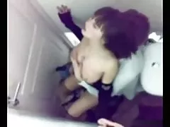 Реальный Туалет порно