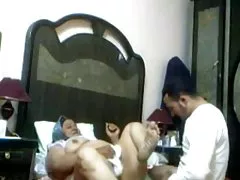 Голодные Арабская женщина. Любительское
