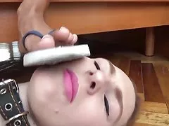Флип-флоп господства и пальцы сосать