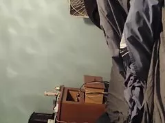 Не зрелые сучки порно смотрите на камеру