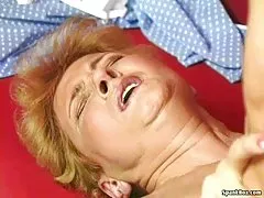 Волосатые бабушки в действии