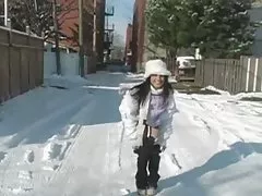 Рывком снег