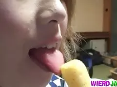 Японские красотки трется Дик через стену