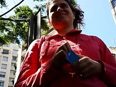 Я просто спросил ее, если она хочет ебать