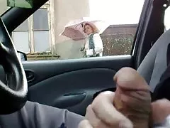 Проблескивая Сербский зрелая сука