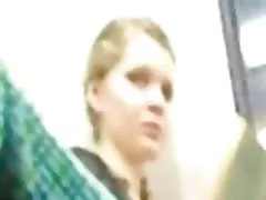 Любовь ее реакции
