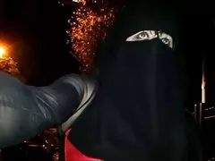 Улицы в никаб