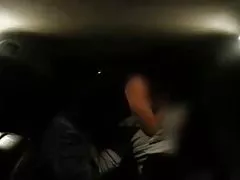 Рогоносец диски автомобиля и его жена ебля быка на спине
