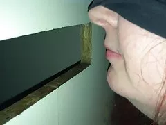Жена сосет петух получает сиськи сосал и Сперма лица на gloryhole