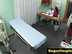 Реальные spycam-любительские лизали своего врача