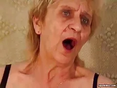Мама и молодые