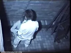 Непослушные вещи в общественном парке местах