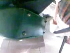 Сингапур Андерсон младший колледж подглядывание под юбки