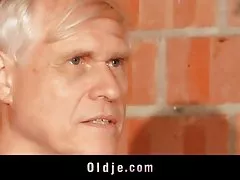 Беленой, но мощный старик facialize милашка Русский teeny