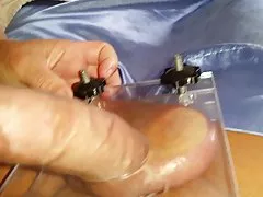 Она сокрушает мои шары и молоко меня сухие