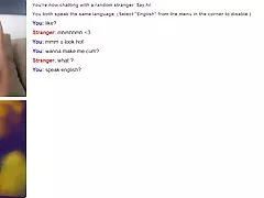 Nice блондинка с удивительной сиськи сделать мне диплом на omegle