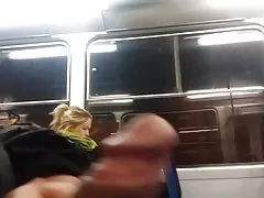 Вспышка сперма на девушку