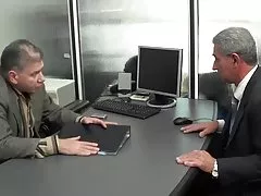 Аслан выбирает luiggi за его первый раз