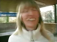 Немецкая блондинка имеет анальный