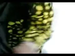 Cikgu Залеба дыма молодых учеников