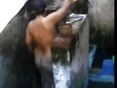 Получил поймали Подглядывание горничной