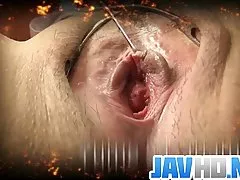 Порно фильмы кончить внутрь онлайн Большие сиськи медсестра, демонстрируя ее большие полки и потирая ее киска