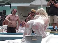 Ню a-Poppin ' 2015-003