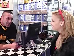 Лече 69 можно расплатиться с киска?