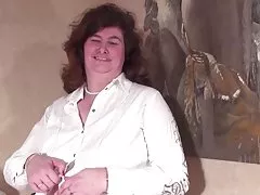 Большой порно видео зрелые кончают Старый бабушка с волосатые влагалища