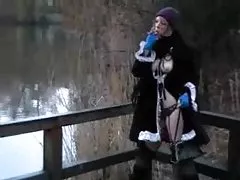 В общественных местах
