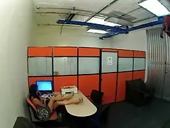 Скрытая камера на работе