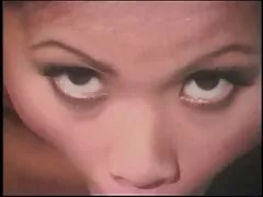 Сексуальный sabrine глубокое горло большой белый петух в подземном подземелье
